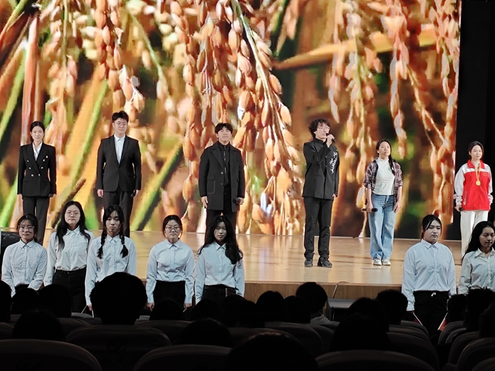 沂蒙精神代代传 | 沂蒙精神激荡大学校园