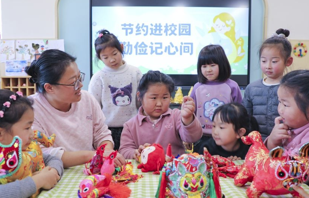 图片新闻丨临沂沂河新区：节约进校园 勤俭记心间