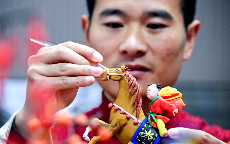 临沂：面塑迎新年