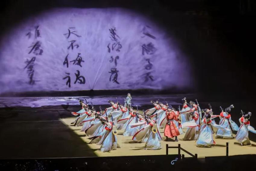 200余项特色文旅活动点亮夏夜消费新活力 琅琊“夜经济”升腾“烟火气”